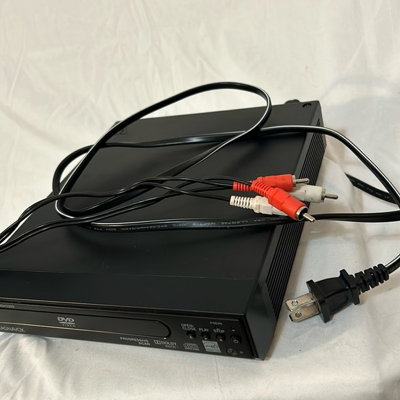 Magnavox MDV2300 Progressive Scan DVD Player with Adapter Cable Tested & Working - Picture 4 of 7